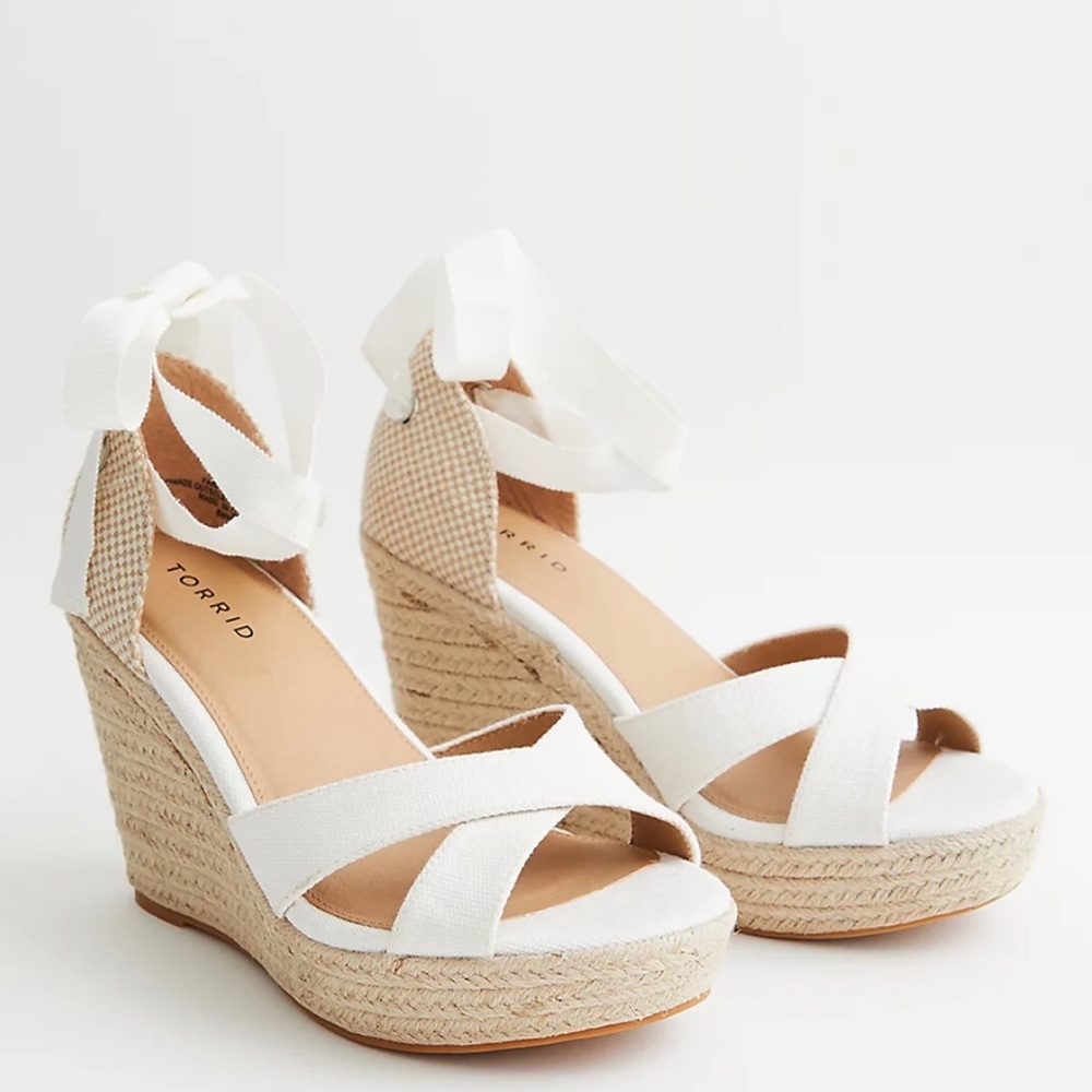 Ivory ankle wrap espadrille 4” platform wedge